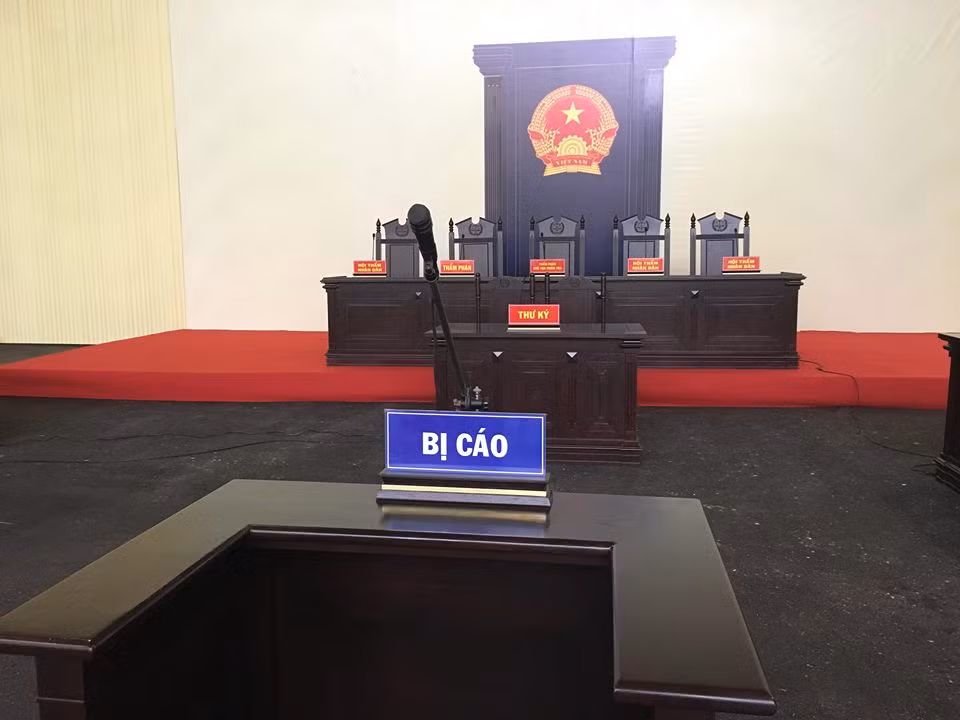 Cận cảnh sân tòa 1.000m2 sẵn sàng cho phiên xử cựu tướng Vĩnh ảnh 10