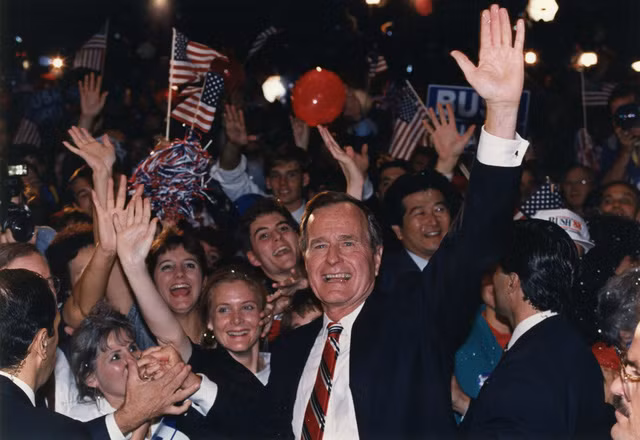 Dấu ấn đáng nhớ trong cuộc đời cựu Tổng thống Mỹ George H.W. Bush ảnh 12