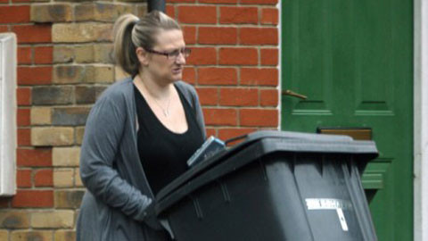 Em gái Beckham tránh lừa tình gặp lừa tiền ảnh 3