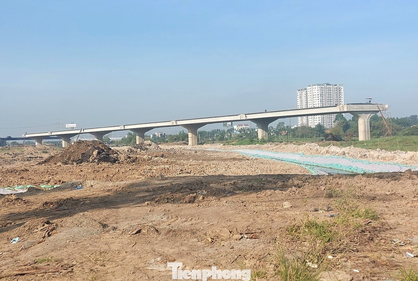 Về tiến độ thi công xây lắp, đại diện Ban Quản lý dự án đầu tư xây dựng công trình giao thông tỉnh Bình Dương cho biết, các đơn vị thi công đã cơ bản đảm bảo theo hợp đồng đã ký kết.