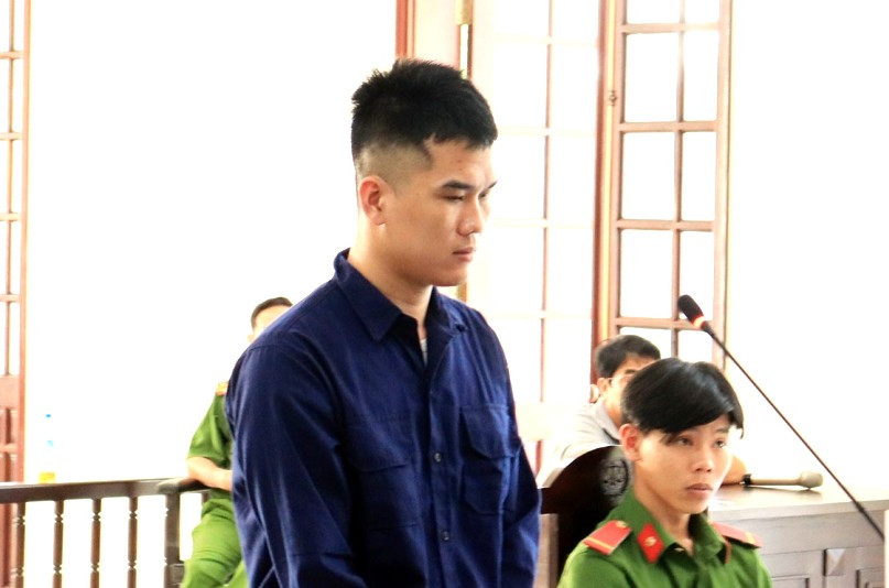 Hoàng Trung Kiên tại phiên tòa Hoàng Trung Kiên tại phiên tòa