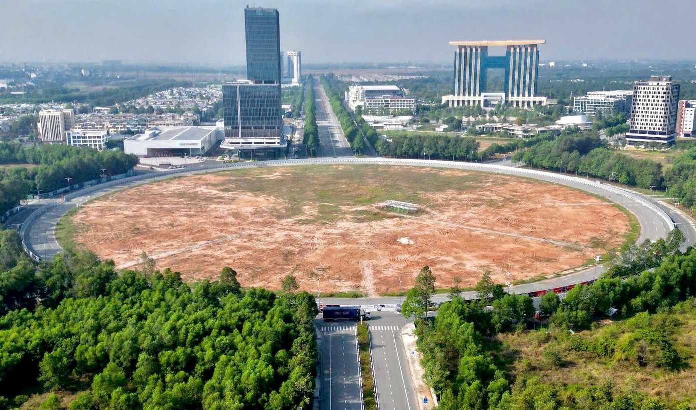 Vị trí nhà ga điểm đầu tuyến Metro số 1 nằm gần tòa nhà Trung tâm hành chính tỉnh Bình Dương (phường Hòa Phú, TP Thủ Dầu Một)
