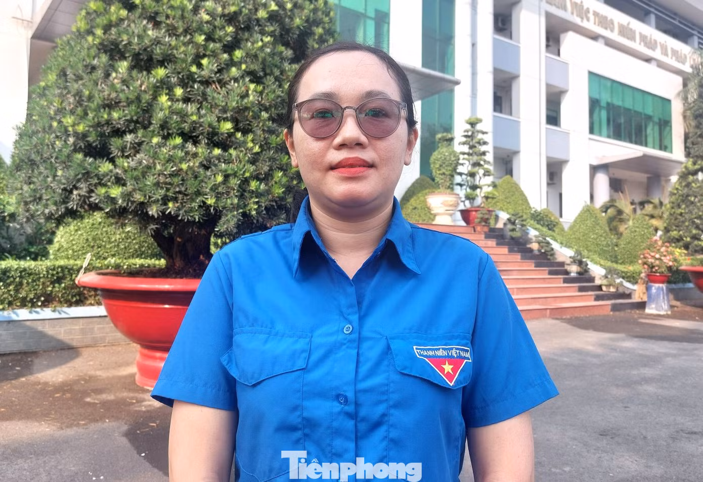 Chị Đặng Cẩm Tú – Phó Bí thư Chi Đoàn cơ sở Công ty CP Đầu tư và Phát triển Thiên Nam Chị Đặng Cẩm Tú – Phó Bí thư Chi Đoàn cơ sở Công ty CP Đầu tư và Phát triển Thiên Nam