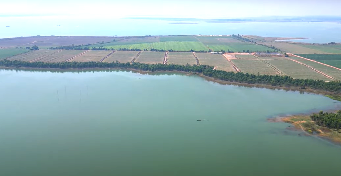 Ngày 7/3, thông tin từ HĐND tỉnh Bình Dương cho biết, đã ban hành Nghị quyết về việc thông qua Nhiệm vụ Quy hoạch phân khu xây dựng tỷ lệ 1/2.000 Khu dịch vụ du lịch sinh thái, nghỉ dưỡng và giải trí tại bán đảo Tha La, hồ Dầu Tiếng (huyện Dầu Tiếng).