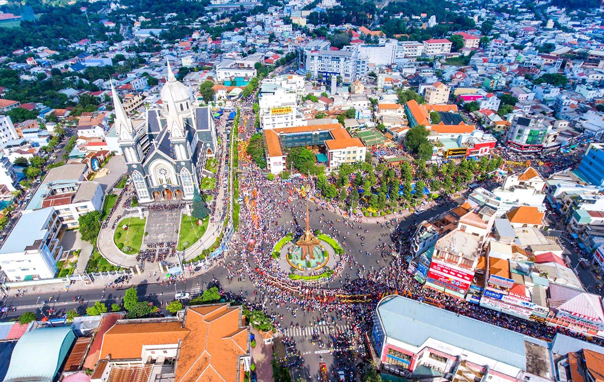 Một góc khu vực trung tâm thành phố Thủ Dầu Một Một góc khu vực trung tâm thành phố Thủ Dầu Một