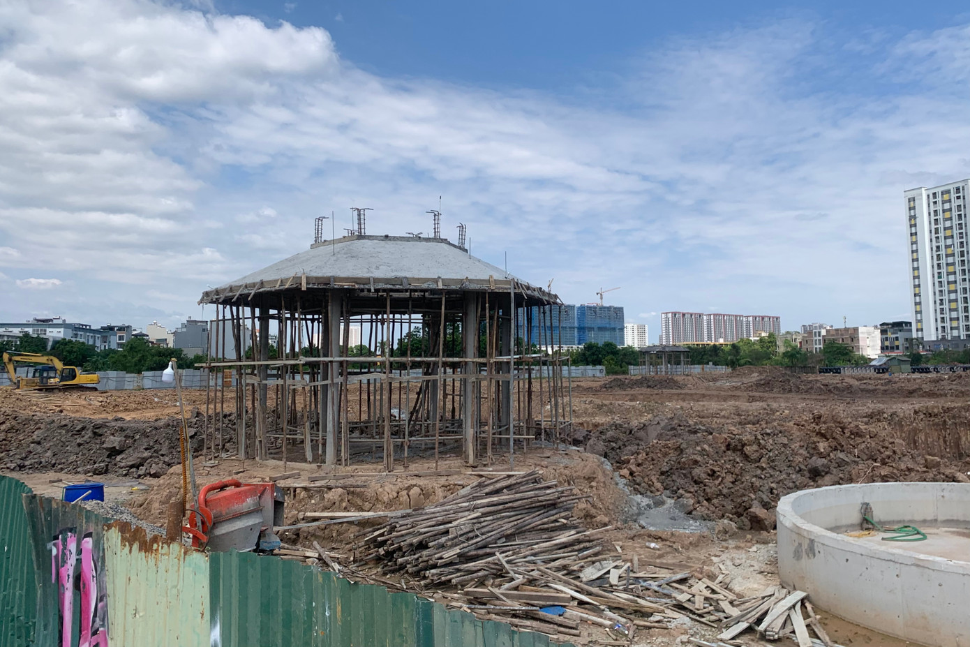 Một số hạng mục đang dần được hình thành.