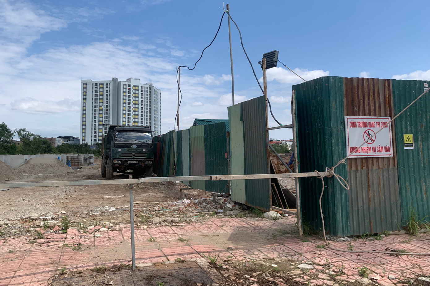 Bên cạnh đó, dự án sẽ góp phần điều hòa nước cho khu vực trung tâm quận Long Biên.