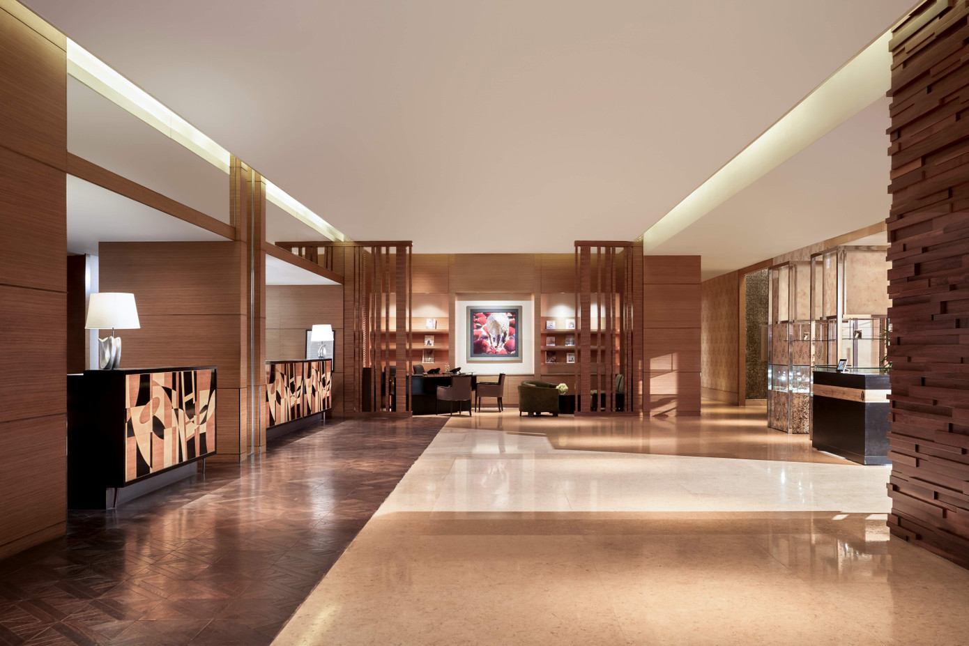 Sảnh của JW Marriott Hotel &amp; Suites Saigon