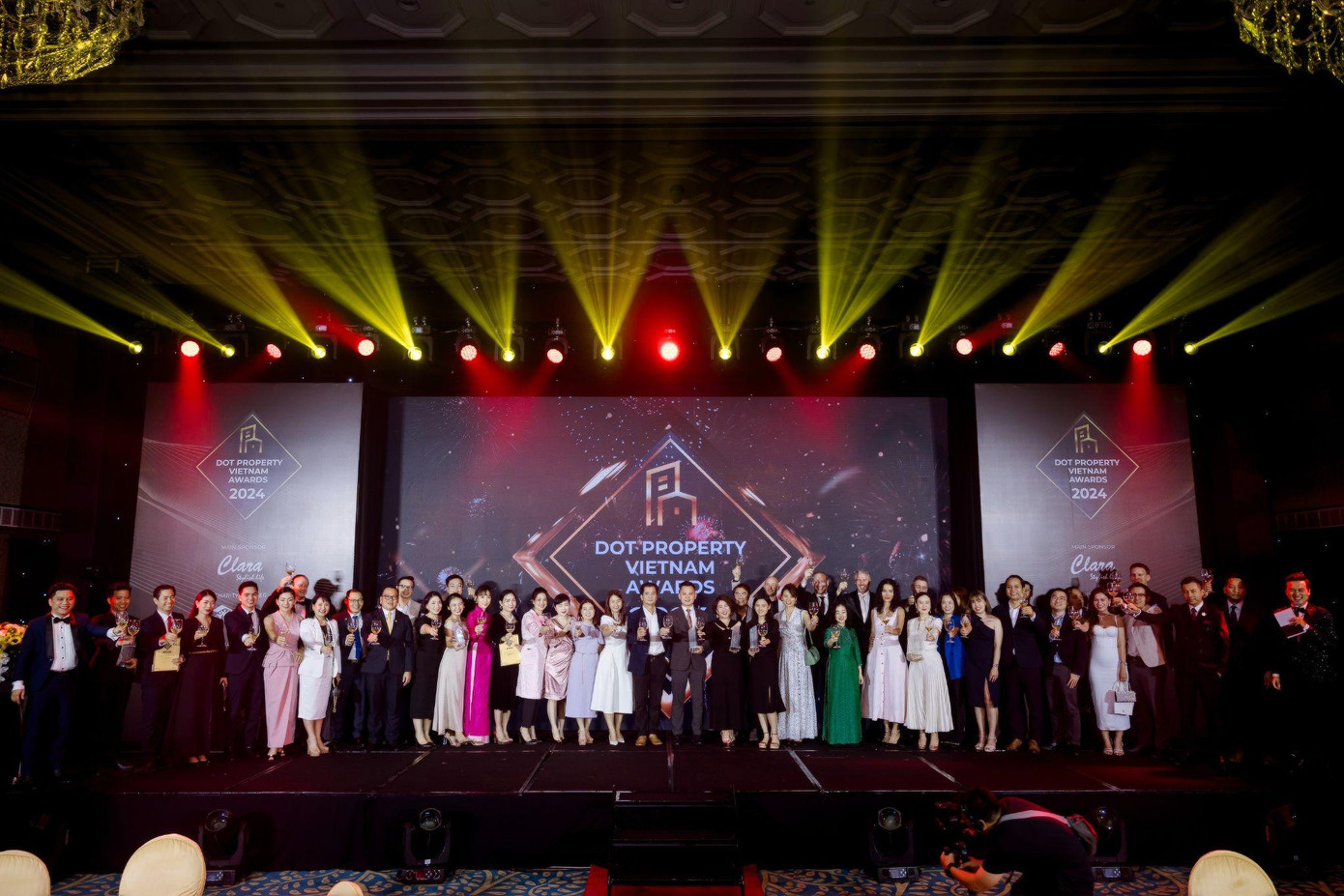 Công bố các nhà chiến thắng tại sự kiện