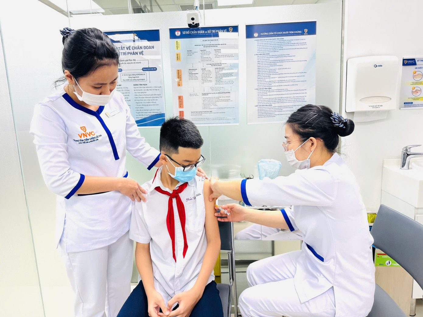 Vắc xin sốt xuất huyết có khả năng phòng đầy đủ 4 tuýp huyết thanh virus gây bệnh sốt xuất huyết đang lưu truyền tại Việt Nam.