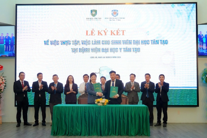 Ký kết với Bệnh viện Đại học Y Tân Tạo Ký kết với Bệnh viện Đại học Y Tân Tạo