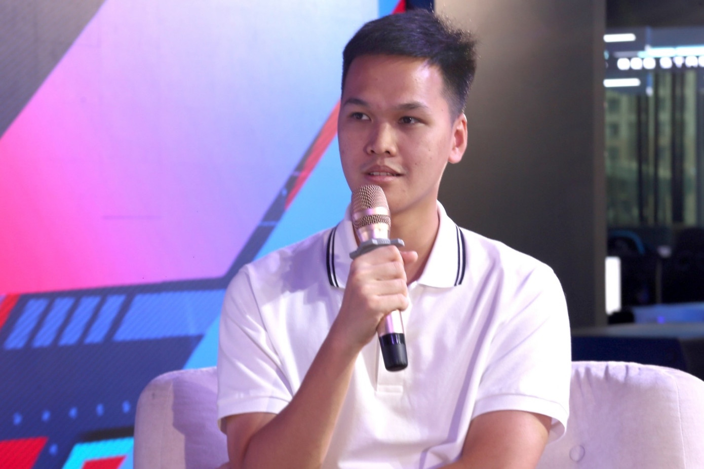 Anh Nguyễn Đức Bình (Chim Sẻ Đi Nắng), Giám đốc điều hành CSDN Studio