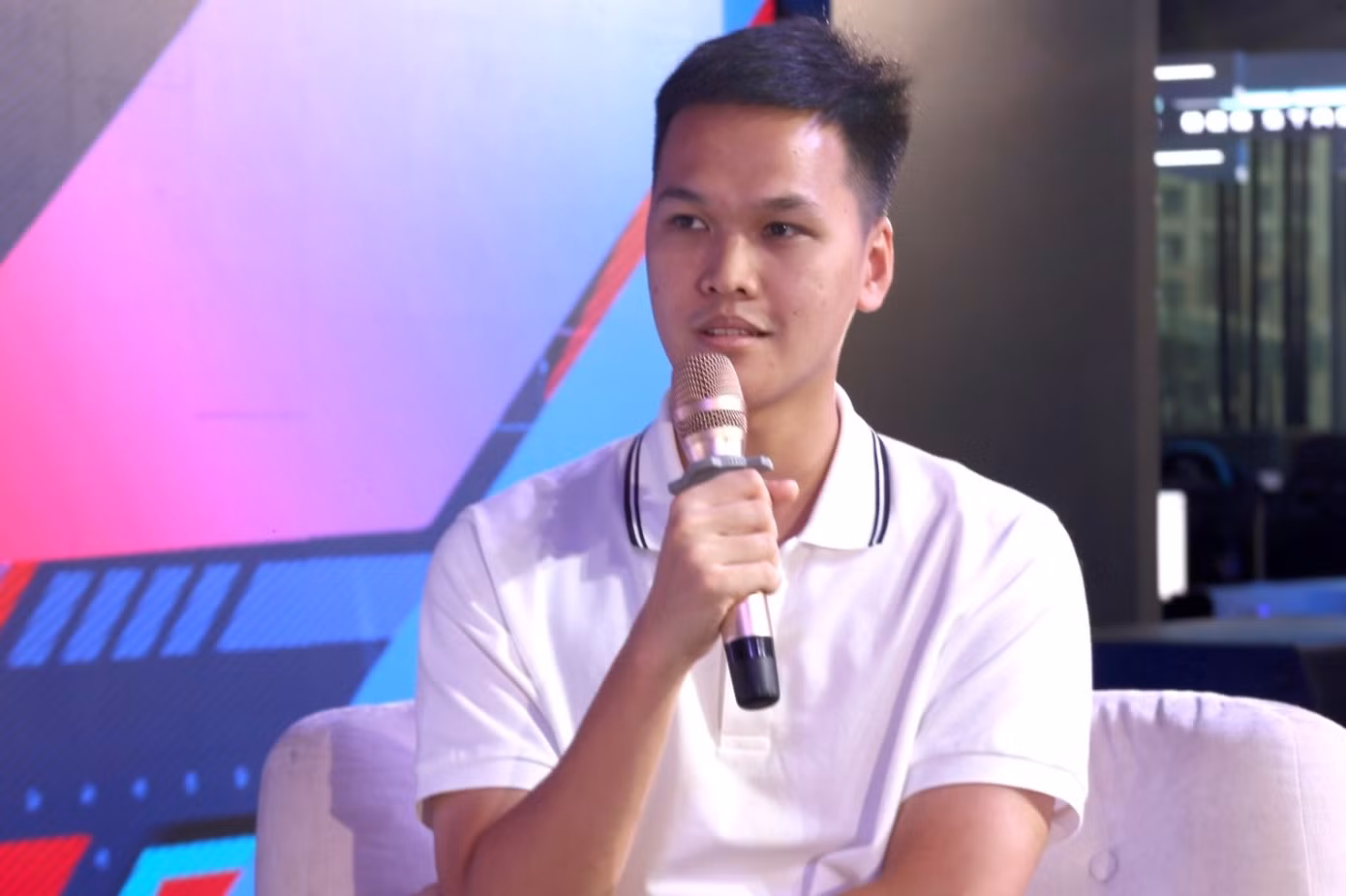 Anh Nguyễn Đức Bình (Chim Sẻ Đi Nắng), Giám đốc điều hành CSDN Studio
