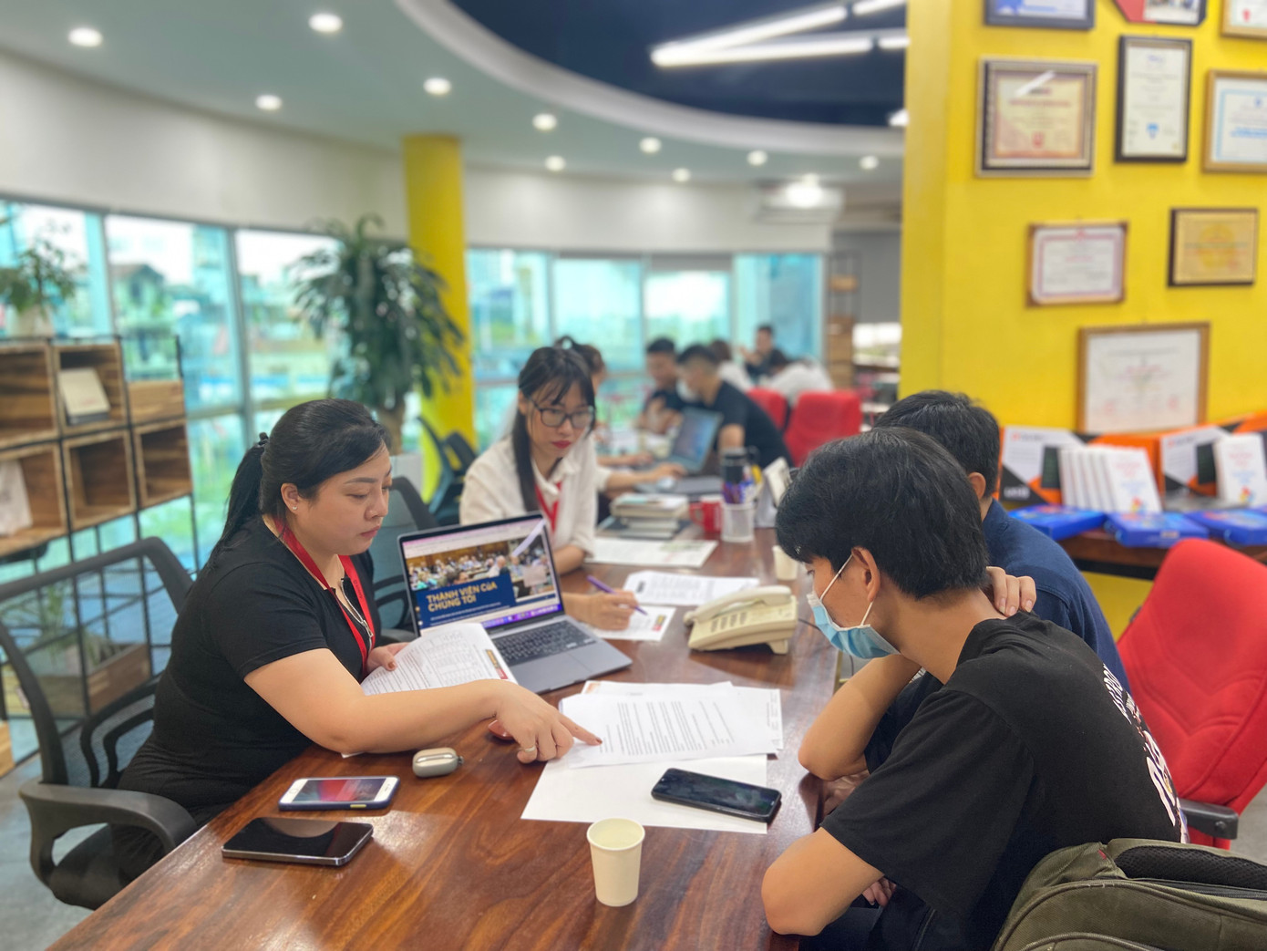 Nhiều học viên chọn đến Aptech để tìm hiểu trực tiếp, khách quan về chương trình học và môi trường đào tạo