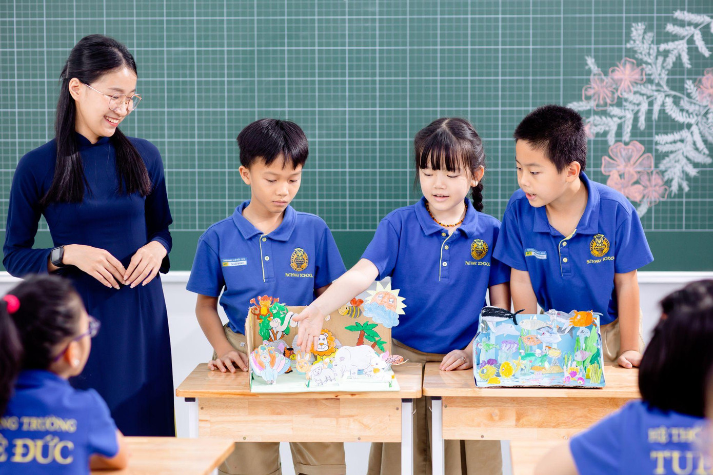 Những giá trị văn hóa hạnh phúc giúp thầy cô Pathway nuôi dưỡng tình yêu thương và sự cân bằng trong cuộc sống, từ đó lồng ghép vào từng tiết học.