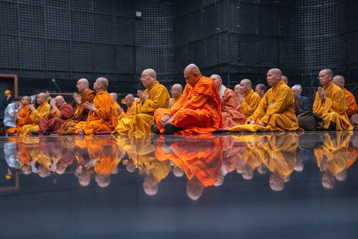 Đoàn đại biểu Vesak tại khu triển lãm Phật giáo tại núi Bà Đen. Ảnh: Sun World Ba Den Mountain Đoàn đại biểu Vesak tại khu triển lãm Phật giáo tại núi Bà Đen. Ảnh: Sun World Ba Den Mountain