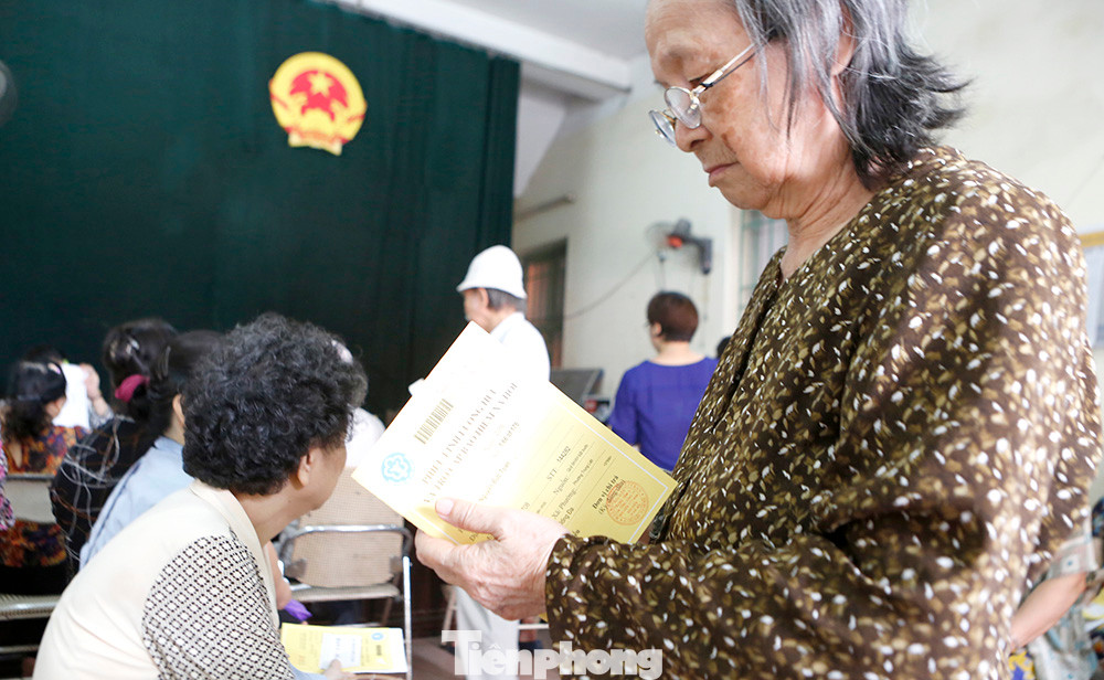 Dự kiến ngày 1/7 tới sẽ tăng mạnh lương hưu, trợ cấp BHXH, trợ cấp hằng tháng. (Ảnh: Như Ý)