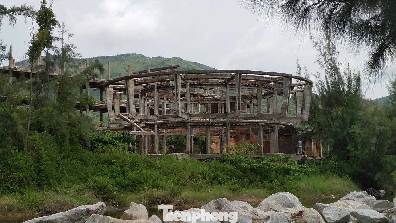 Loay hoay xử lý dự án khách sạn 5 sao bỏ hoang hơn 30 năm ảnh 1