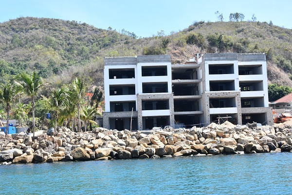 Dự án du lịch Hồ Tiên ngang nhiên đổ đá lấn vịnh Nha Trang ảnh 5