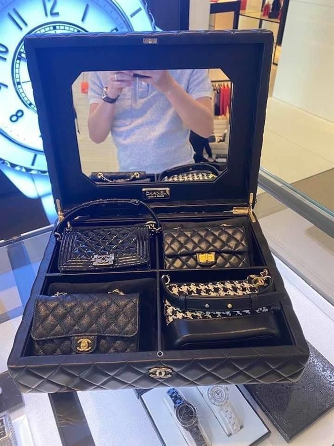 Suchin cũng có nhiều món quà đắt giá