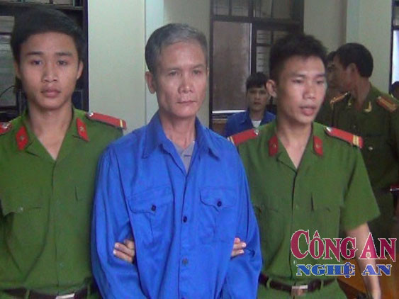 Dẫn giải bị cáo Lê Cảnh Thông