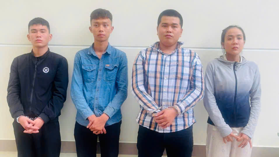 Các đối tượng liên quan đến hành vi bắt giữ người trái pháp luật. Ảnh: CACC Các đối tượng liên quan đến hành vi bắt giữ người trái pháp luật. Ảnh: CACC