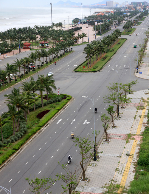 Theo nhiều đại biểu, tuyến đường này cơ sở hạ tầng đã hoàn thiện và Đà Nẵng không còn con đường nào xứng đáng hơn
