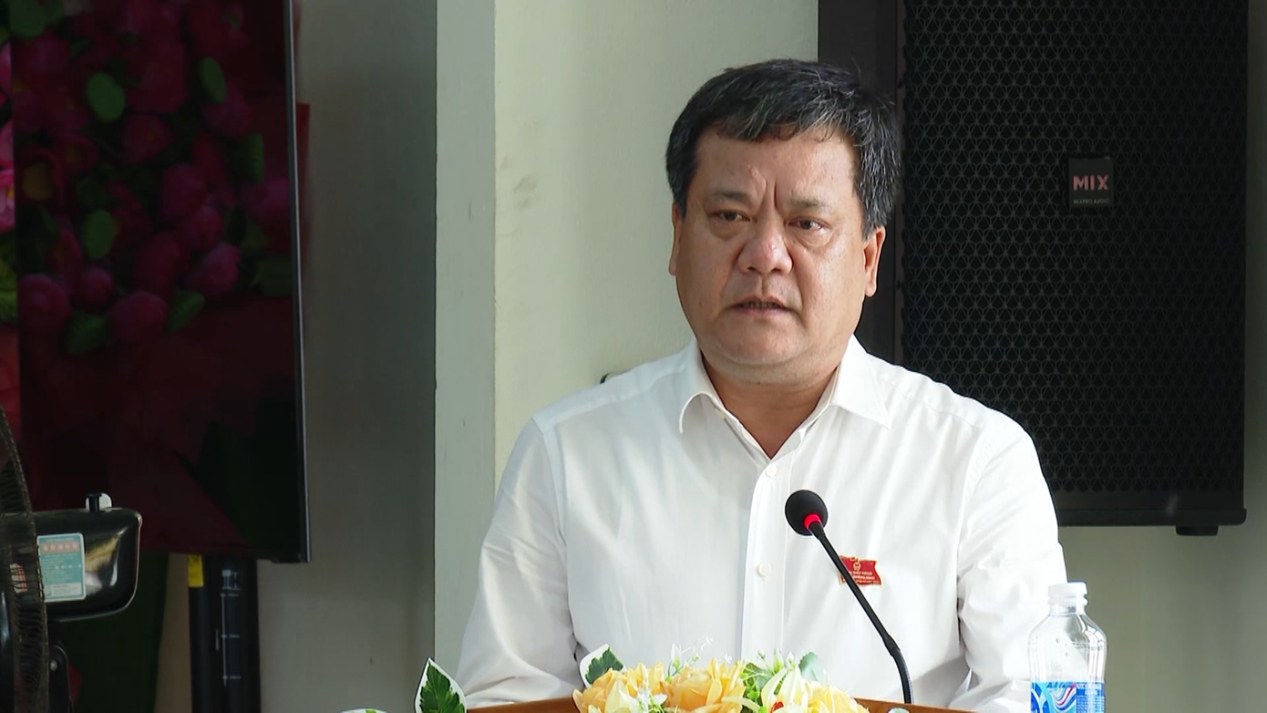 Ông Trần Phong có học vị thạc sỹ kinh tế và kinh qua nhiều chức vụ.