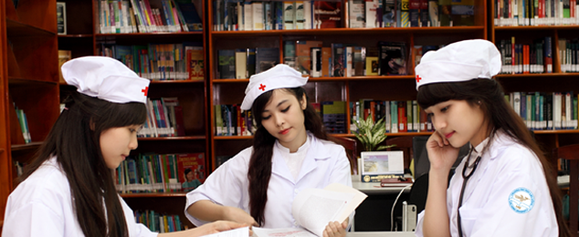 Sinh viên ngành Dược ĐH Lạc Hồng