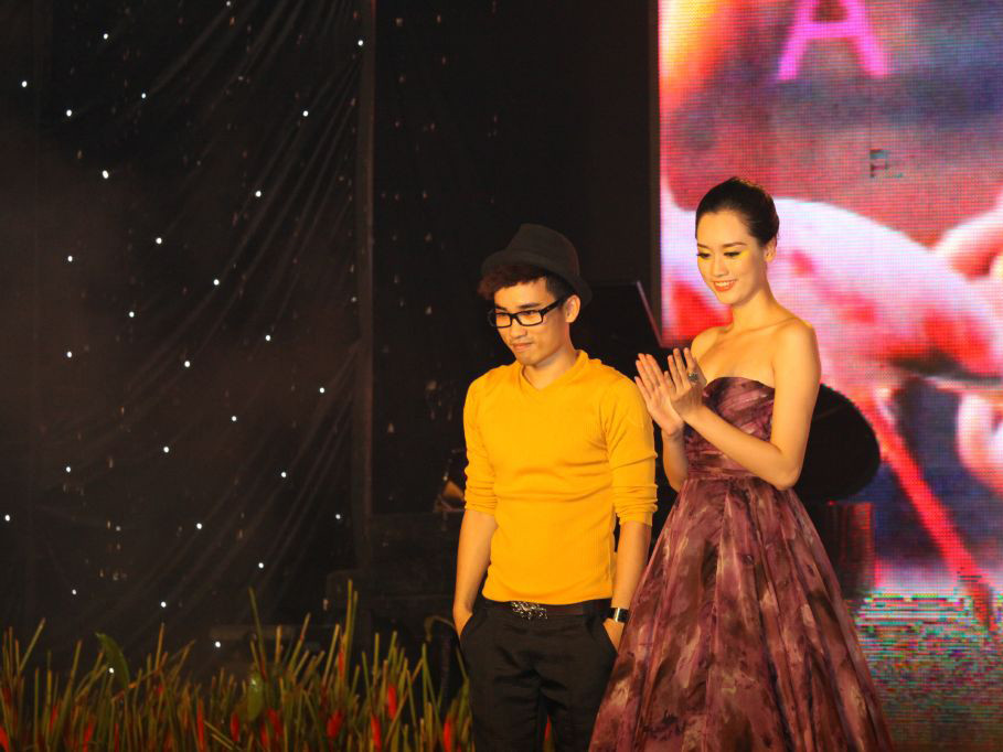 Nhà thiết kế Hà Duy