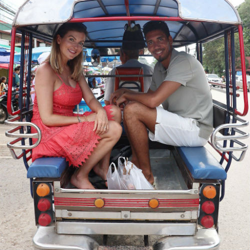 Lỡ World Cup, sao M.U sang Việt Nam 'giải sầu' ảnh 3