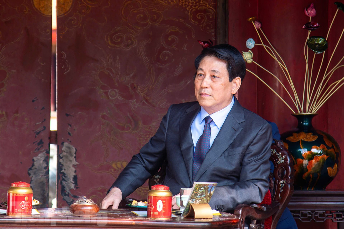 Chủ tịch nước Lương Cường trong cuộc đàm đạo với Quốc vương Campuchia. (Ảnh: Như Ý)