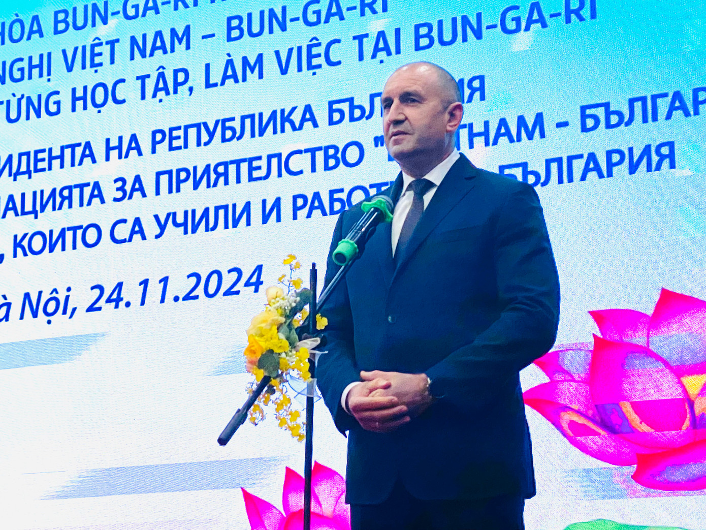 Tổng thống Bulgaria Rumen Radev phát biểu tại cuộc gặp, ngày 24/11. (Ảnh: Thu Loan) Tổng thống Bulgaria Rumen Radev phát biểu tại cuộc gặp, ngày 24/11. (Ảnh: Thu Loan)