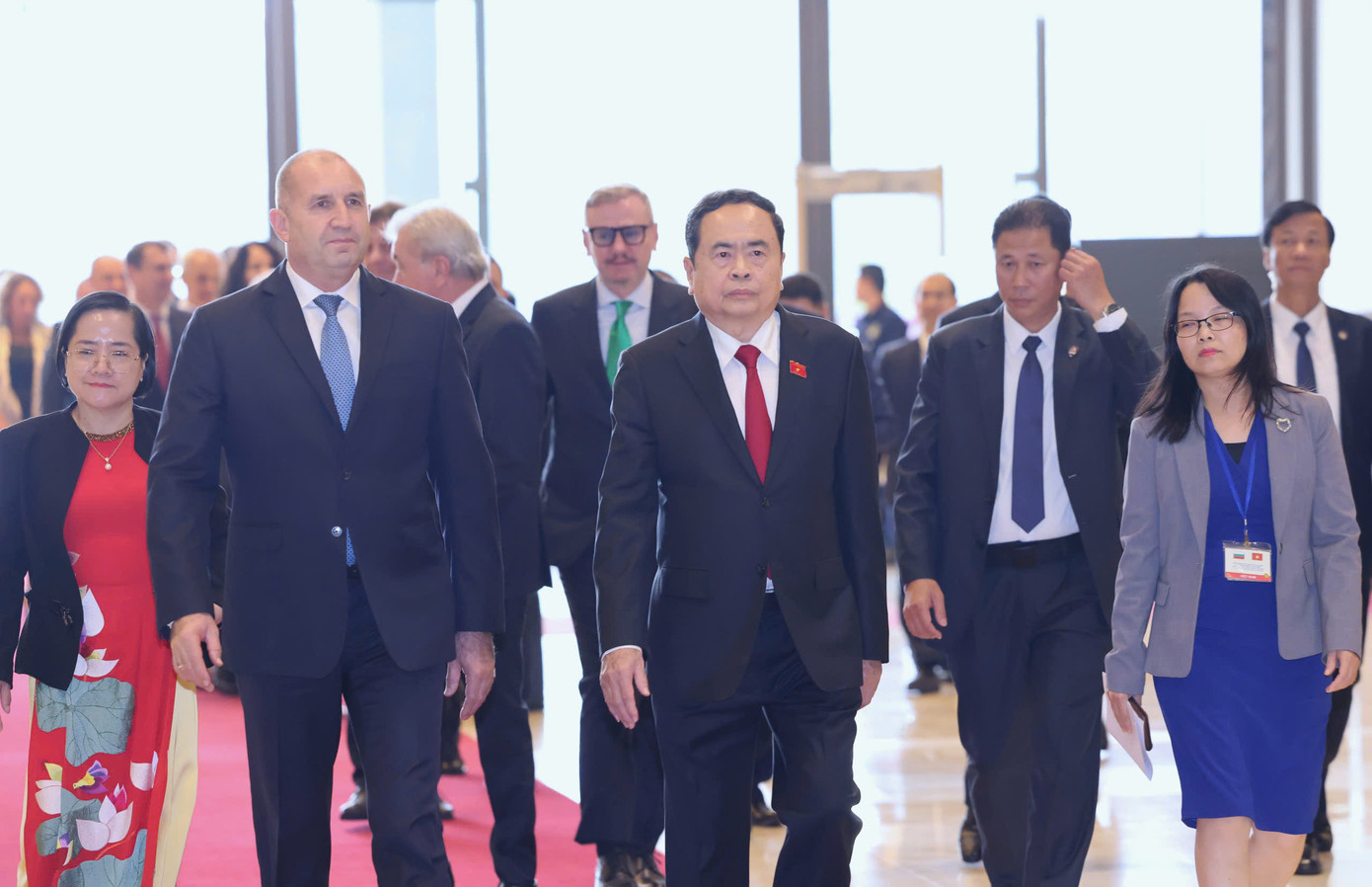 Tổng thống Bulgaria Rumen Radev hội kiến Chủ tịch Quốc hội Trần Thanh Mẫn. (Ảnh: Nhật Minh)