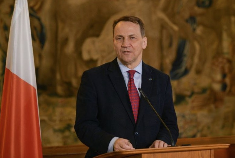 Ngoại trưởng Ba Lan Radosław Sikorski. (Ảnh: Reuters) Ngoại trưởng Ba Lan Radosław Sikorski. (Ảnh: Reuters)