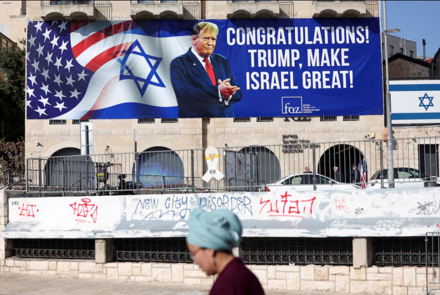 Khẩu hiệu chúc mừng Tổng thống đắc cử Mỹ Donald Trump tại Jerusalem, ngày 7/11. (Ảnh: Reuters) Khẩu hiệu chúc mừng Tổng thống đắc cử Mỹ Donald Trump tại Jerusalem, ngày 7/11. (Ảnh: Reuters)
