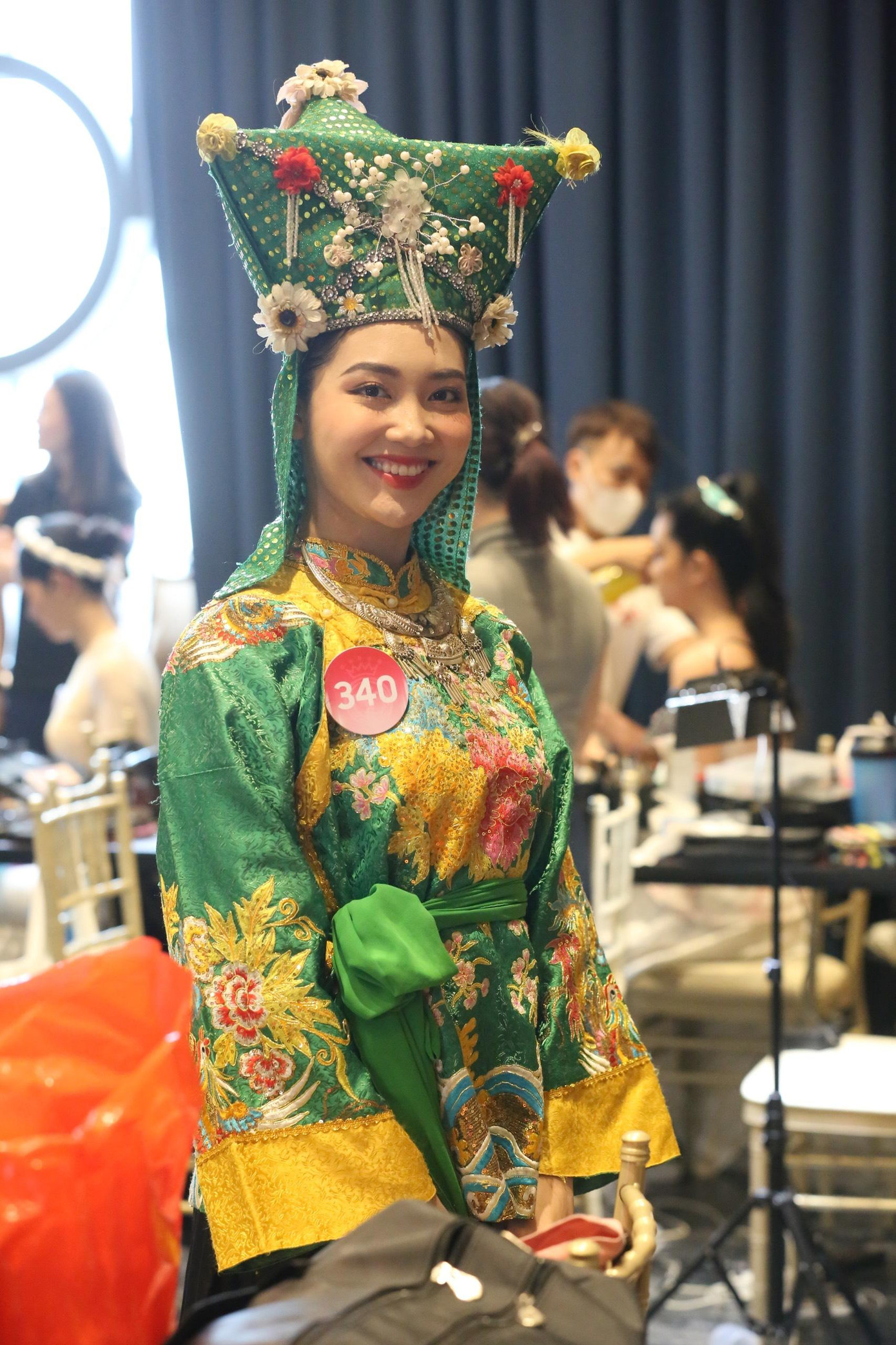 Nhiều thí sinh đầu tư trang phục cầu kỳ cho phần thi của mình, hứa hẹn mang lại tiết mục hoành tráng, hấp dẫn.