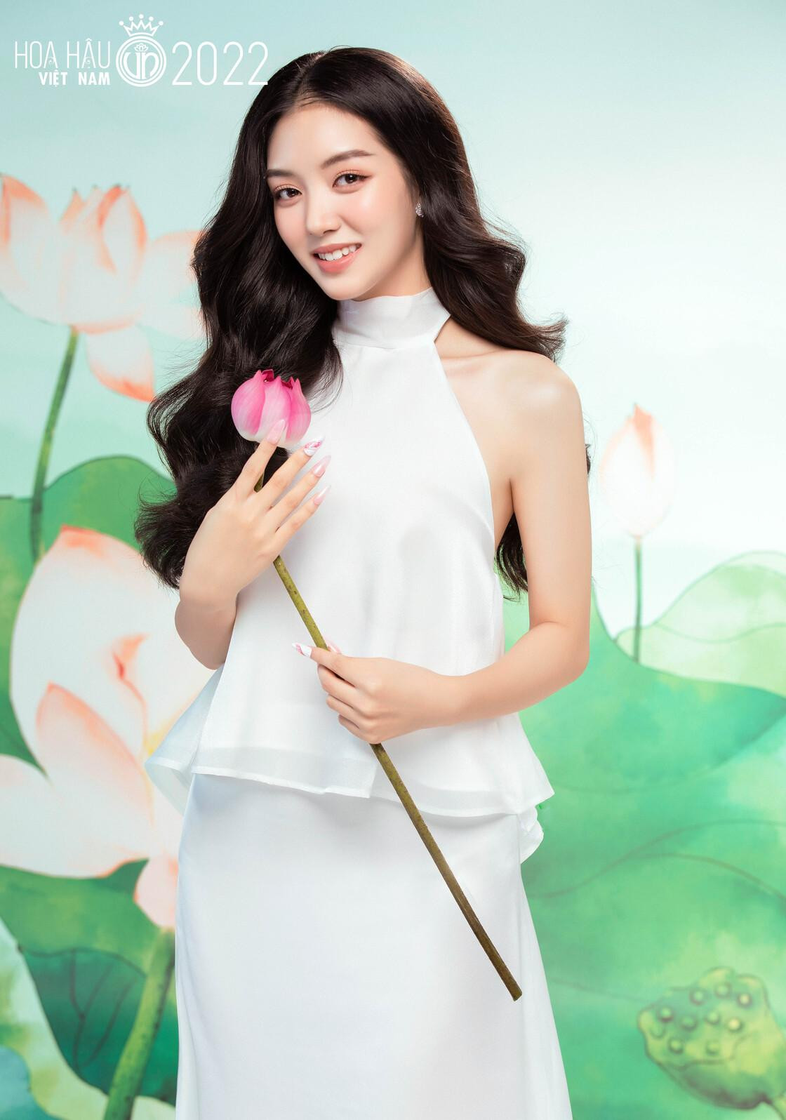 Trần Lê Mai Chi (SBD 052) hiện là sinh viên Đại học Luật TP.HCM. Cô được đánh giá là có sự thay đổi ấn tượng về phong cách trình diễn trong đêm chung khảo toàn quốc hôm 26/11. Trước đó, Mai Chi khá e ấp, dịu dàng nhưng khi trình diễn bikini ở đêm chung khảo, cô tự tin sải bước uyển chuyển.