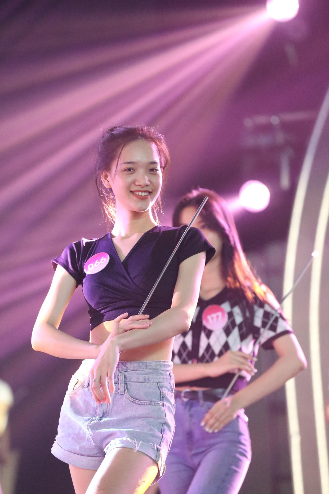 Mặc dù vậy, họ đều coi đây là cơ hội hiếm hoi của tuổi thanh xuân nên đều giữ tinh thần nhiệt huyết để bùng nổ trong đêm chung khảo.