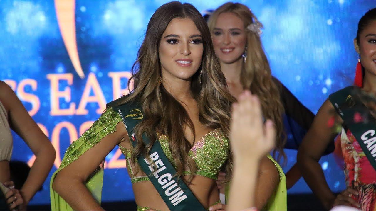 Người đẹp Bỉ - Daphne Nivelles được xem là một trong những ứng viên sáng giá của khu vực châu Âu. Cô 21 tuổi, cao 1,7 m, là một người ăn chay và sở hữu thương hiệu thời trang riêng.