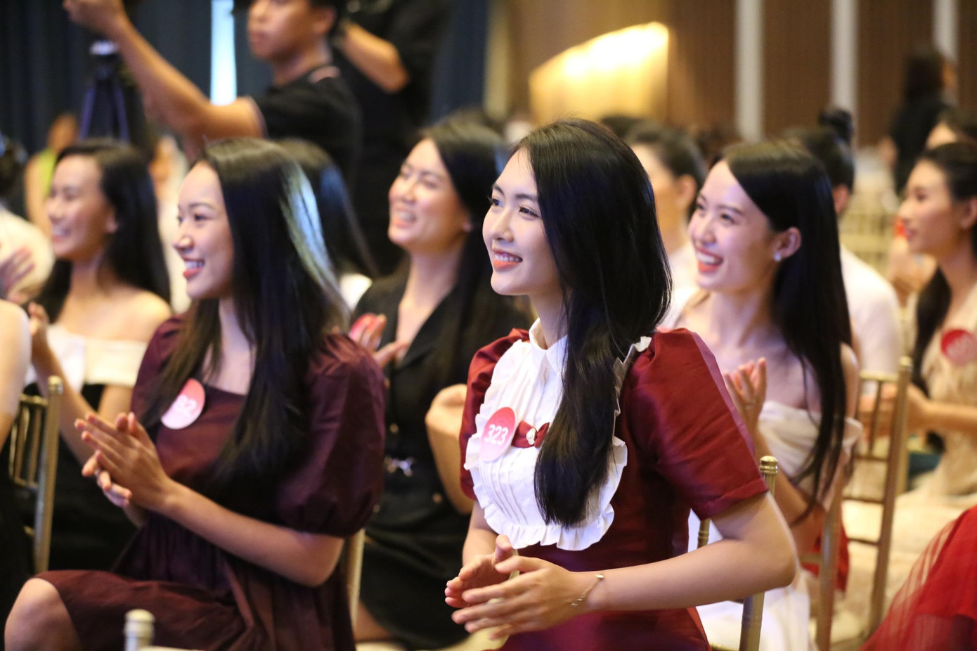 Sau thời gian ngắn ngủi sinh hoạt cùng nhau ở ngôi nhà chung Hoa hậu Việt Nam 2022, các thí sinh thân thiết và dành cho nhau nhiều tình cảm chân thành.