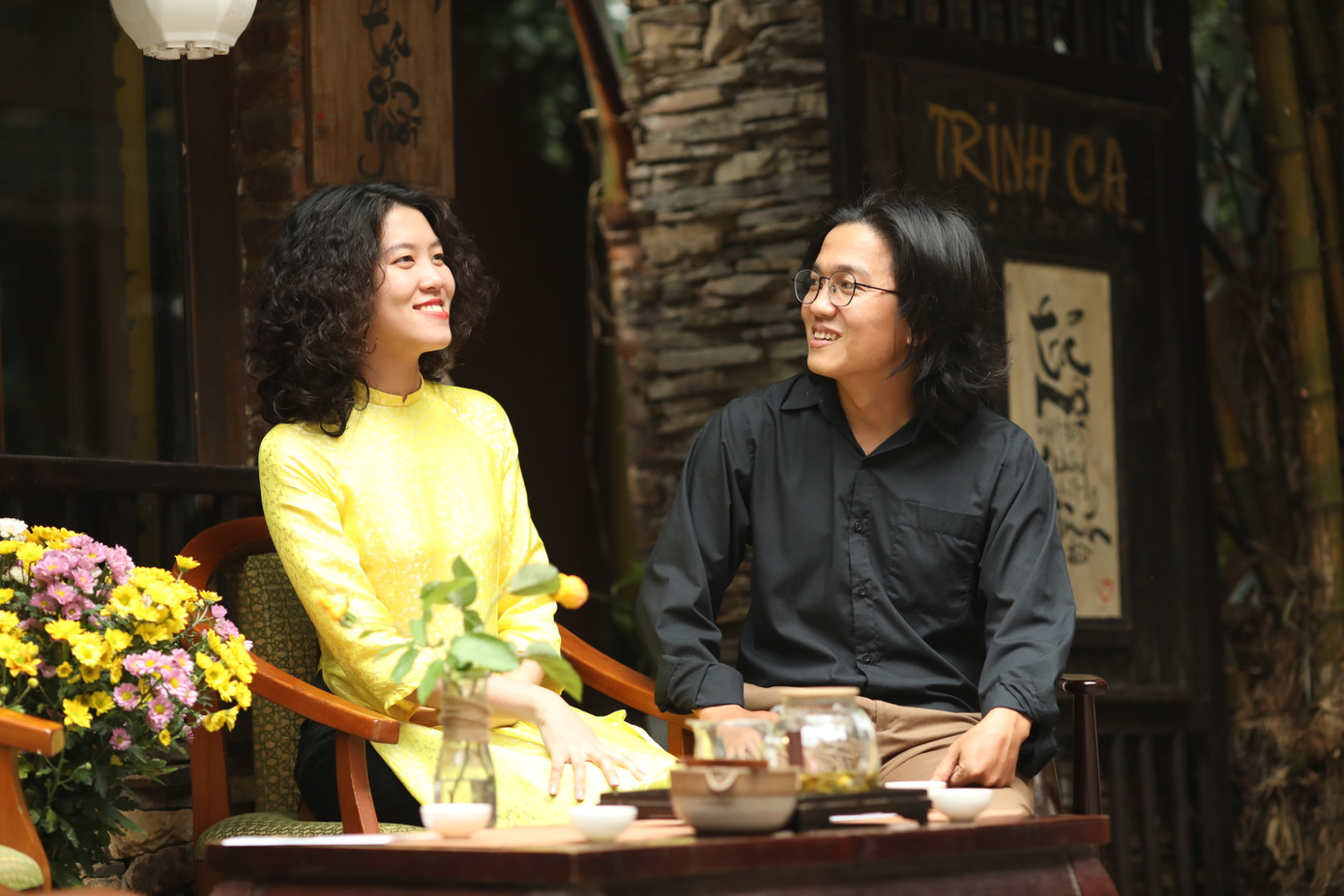 Cặp hiện tượng mạng đắt show hát phòng trà ảnh 1 Cặp hiện tượng mạng đắt show hát phòng trà ảnh 1