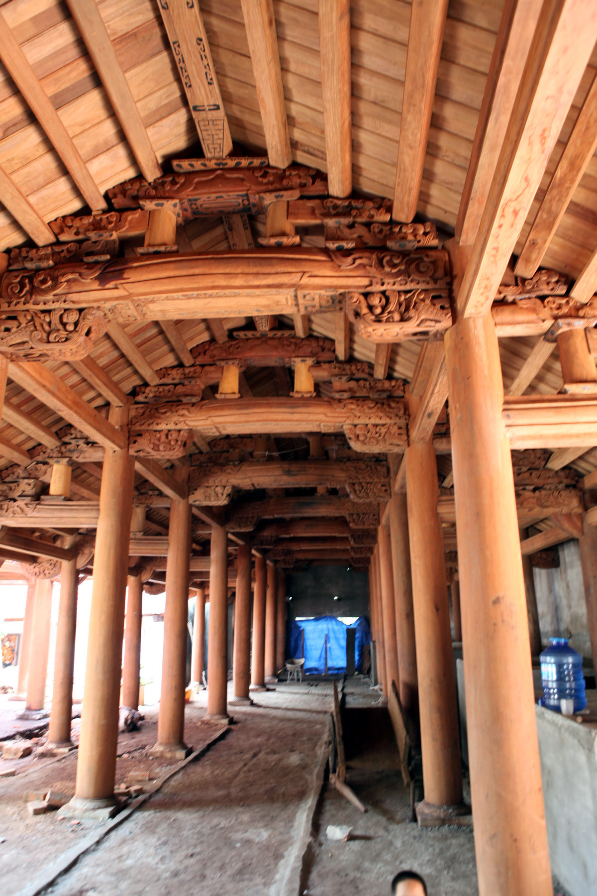 Ngôi chùa mới tinh được thay thế, khiến nhiều người không nhận ra đây là chùa Trăm Gian