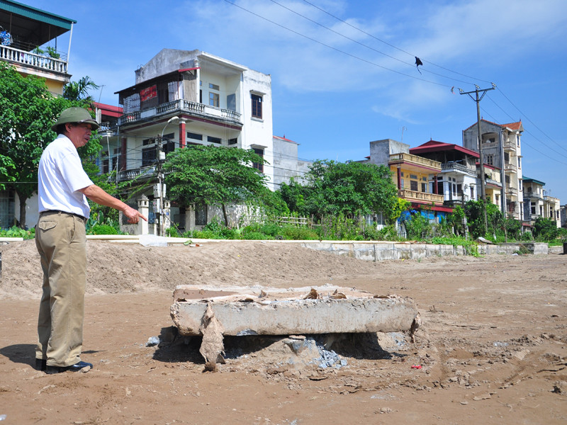 Vụ việc khiến rất nhiều người dân bức xúc. Vụ việc khiến rất nhiều người dân bức xúc