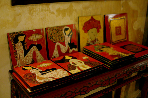 Những bức tranh sơn mài