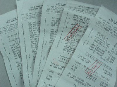 Nhiều hoá đơn sắm Tết tại siêu thị lên đến cả chục triệu đồng 