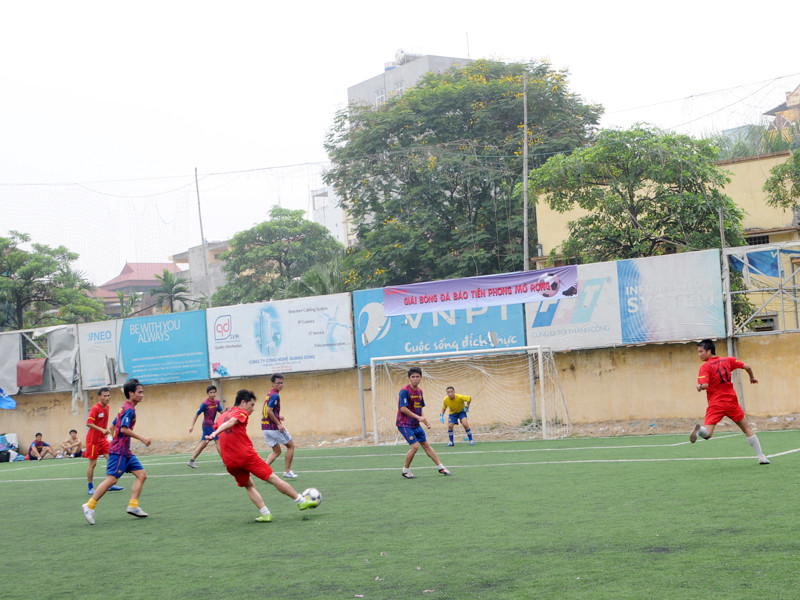 Trận đấu giữa đội tuyển Viettel và Vinaphone