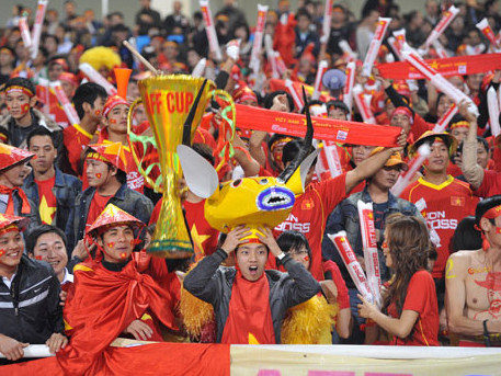 Sân Mỹ Đình là nơi thường xuyên tổ chức các trận đấu của tuyển Việt Nam. Sân Mỹ Đình là nơi thường xuyên tổ chức các trận đấu của tuyển Việt Nam