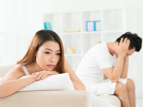 Khổ như lên giường chồng im ỉm không nói một câu - 1