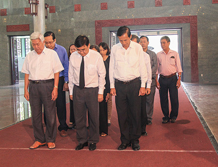 Nước mắt tiễn đưa 'Nụ cười chiến thắng' Võ Thị Thắng ảnh 4